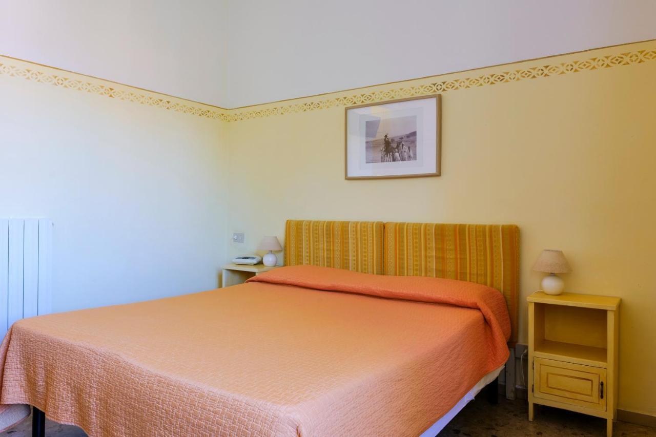 Hotel Club I Pini - Residenza D'Epoca In Versilia Лидо Ди Камайоре Екстериор снимка
