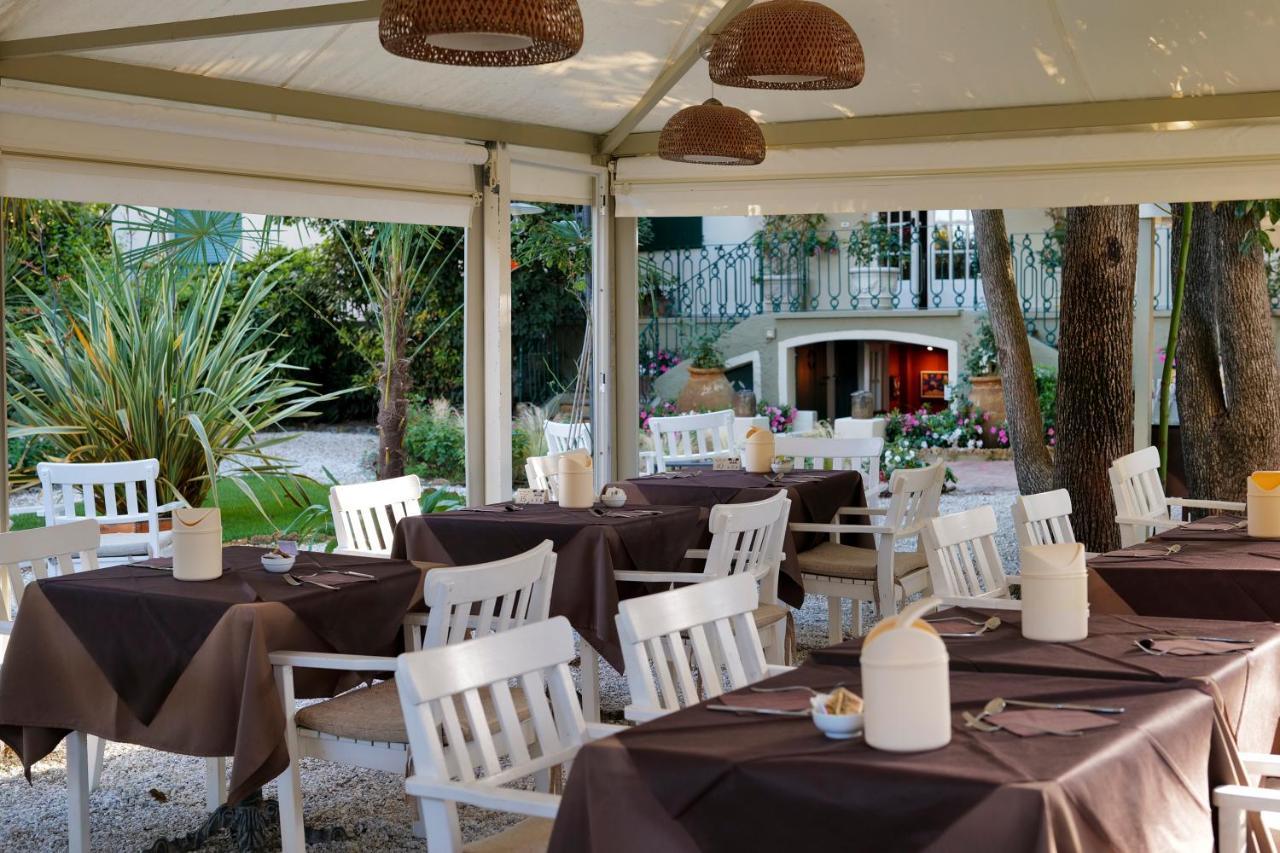Hotel Club I Pini - Residenza D'Epoca In Versilia Лидо Ди Камайоре Екстериор снимка