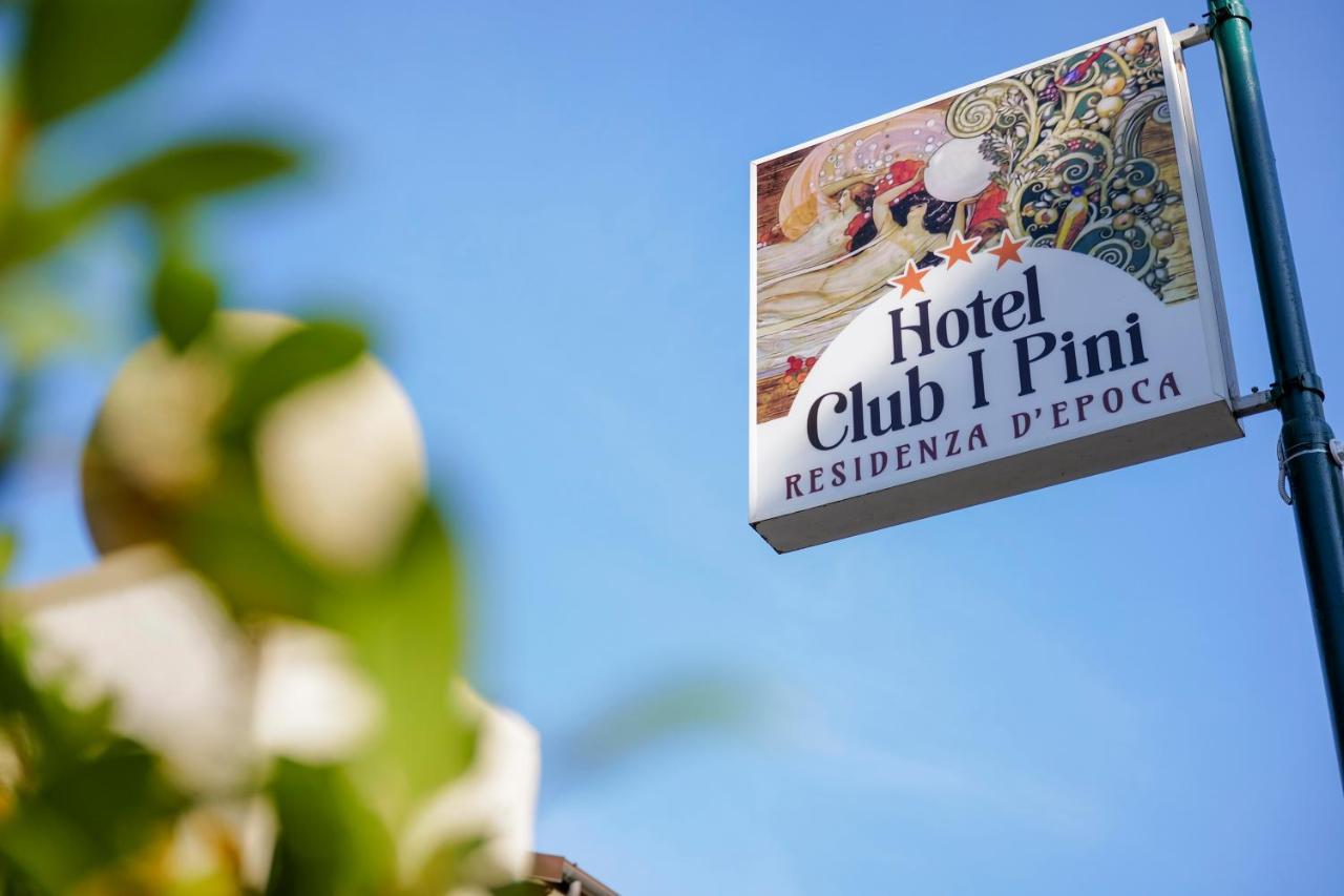 Hotel Club I Pini - Residenza D'Epoca In Versilia Лидо Ди Камайоре Екстериор снимка