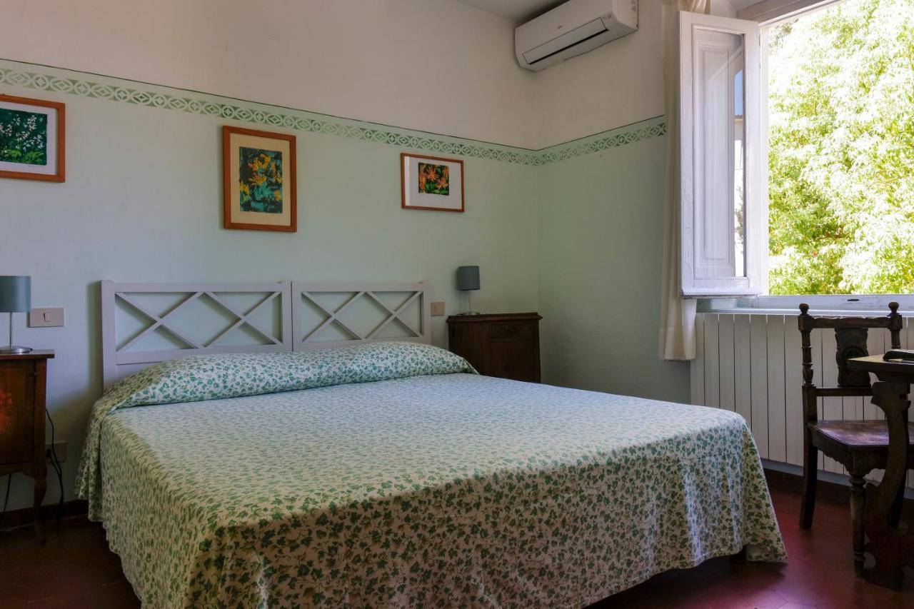 Hotel Club I Pini - Residenza D'Epoca In Versilia Лидо Ди Камайоре Екстериор снимка